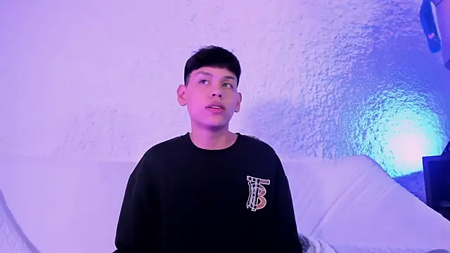 zeus blaze online show from September 30, 2025, 8:36 pm