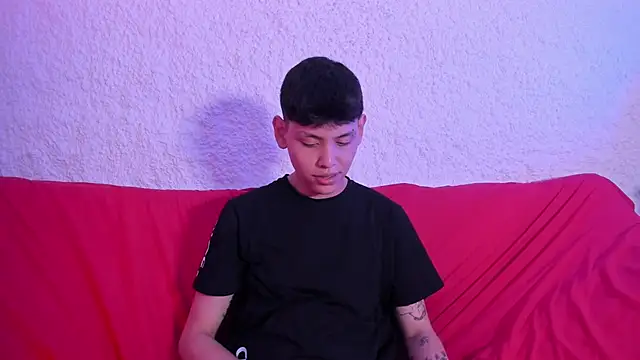 zeus blaze online show from November 11, 2025, 7:58 pm