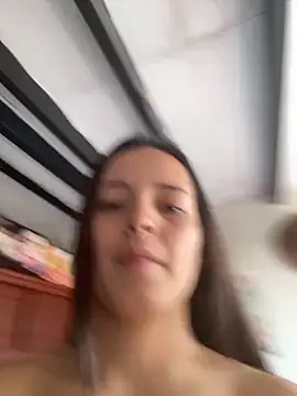 Mia jhoonson online show from October 4, 2025, 3:32 pm