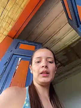 Mia jhoonson online show from October 8, 2025, 1:31 pm