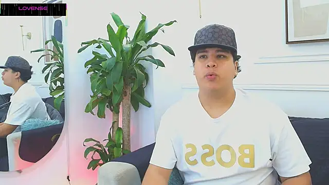 Naim Bennetsex online show from October 23, 2025, 7:01 pm