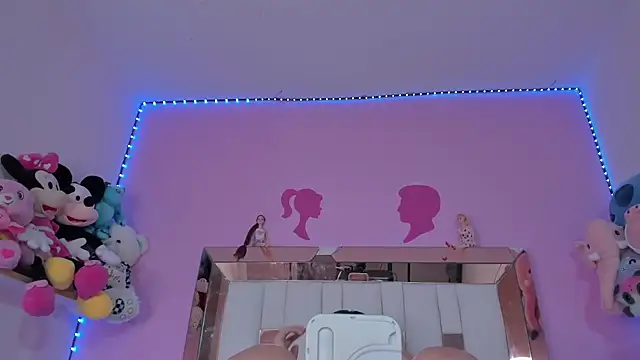 Emmy Rivas online show from September 16, 2025, 8:54 pm