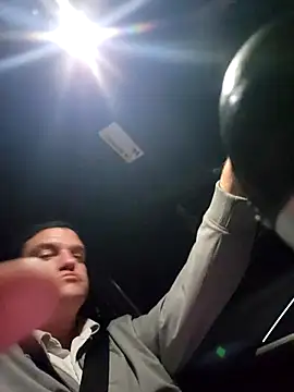 cumitted online show from November 11, 2025, 4:12 am