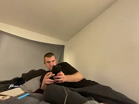 cumitted online show from December 18, 2025, 4:18 am