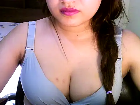 Snapshot of strip_vani chatting on May 28, 2026, 3:59 am strip vani online show from May 28, 2026, 3:59 am