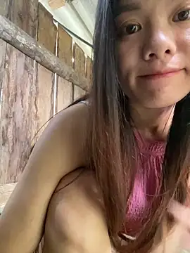 PhanHaa online show from October 2, 2025, 11:45 pm