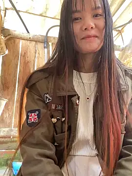 PhanHaa online show from November 15, 2025, 2:09 am