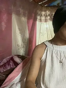 PhanHaa online show from November 17, 2025, 1:39 pm