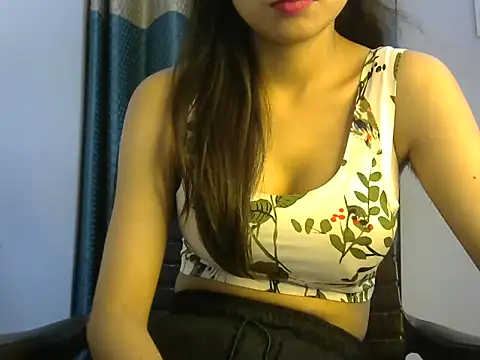 Snapshot of Mahira_bbe chatting on September 14, 2025, 7:24 pm Mahira bbe online show from September 14, 2025, 7:24 pm