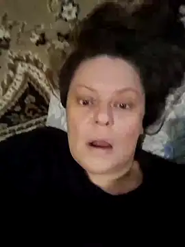 Snapshot of JillOKissx chatting on October 8, 2025, 7:39 am JillOKissx online show from October 8, 2025, 7:39 am