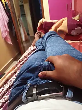 Snapshot of Alimbaby chatting on September 12, 2025, 11:32 am Alimbaby online show from September 12, 2025, 11:32 am