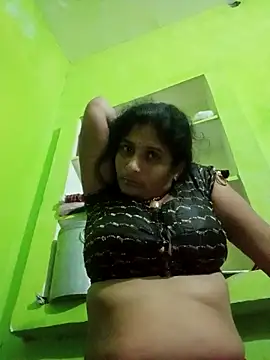 Hot-piuy online show from September 10, 2025, 8:20 pm