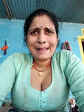 Hot-piuy online show from September 24, 2025, 8:50 am