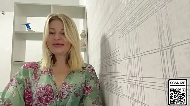 Blondie xoxoxo online show from October 16, 2025, 6:03 am