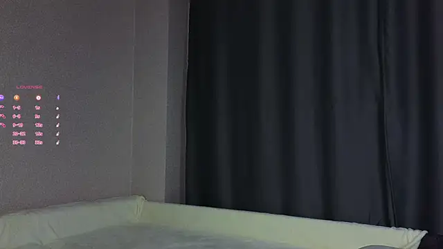 ShizukaBlanche online show from October 27, 2025, 3:10 am