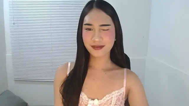 thekiannahvixen online show from October 19, 2025, 3:23 pm