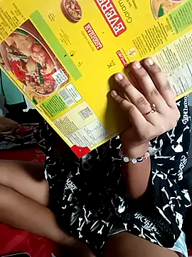 Cutie Shruti online show from October 4, 2025, 12:25 pm