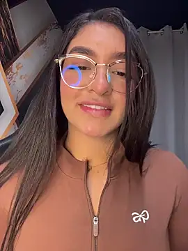 jenn fit online show from January 18, 2026, 1:53 am