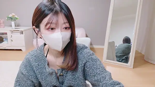 Yuna-ch online show from February 28, 2026, 11:00 am