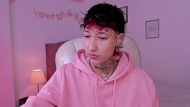 Luci Rose online show from March 3, 2026, 12:11 pm