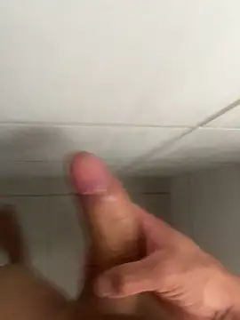 Snapshot of Ccffffjjik chatting on October 27, 2025, 12:42 pm Ccffffjjik online show from October 27, 2025, 12:42 pm