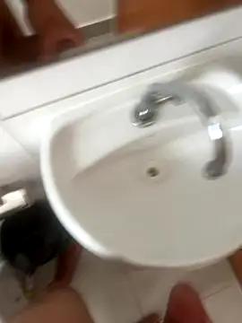 Snapshot of Ccffffjjik chatting on November 12, 2025, 12:05 pm Ccffffjjik online show from November 12, 2025, 12:05 pm