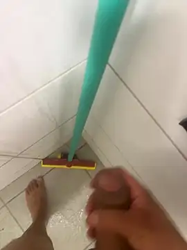 Ccffffjjik online show from December 4, 2025, 7:50 am