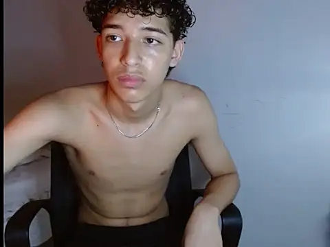 Xtremeplay 18 online show from September 30, 2025, 8:25 pm