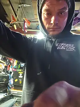 Snapshot of twistafatpipe chatting on February 5, 2026, 10:09 am twistafatpipe online show from February 5, 2026, 10:09 am