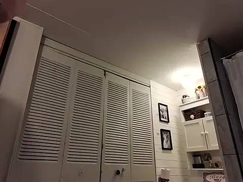 Snapshot of twistafatpipe chatting on February 22, 2026, 7:01 pm twistafatpipe online show from February 22, 2026, 7:01 pm