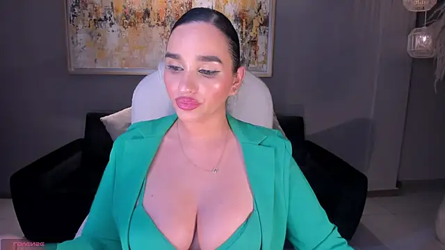 Snapshot of NovaSpencer chatting on October 28, 2025, 6:10 pm NovaSpencer online show from October 28, 2025, 6:10 pm