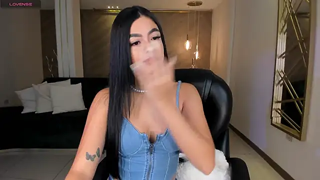 NataliaGaret online show from October 4, 2025, 3:48 am