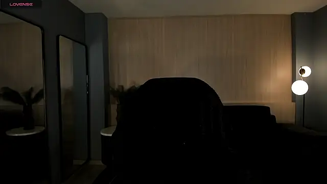 MilaColeman online show from October 17, 2025, 2:04 am