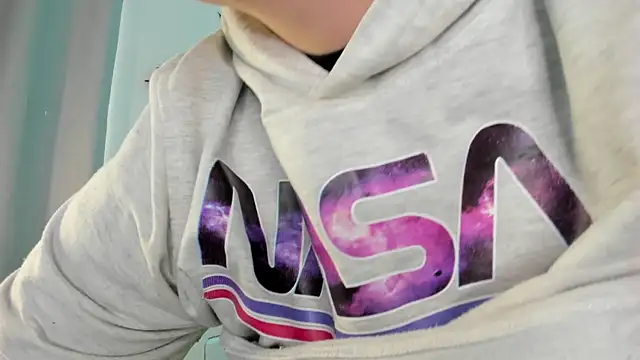 Snapshot of Ashley_Monroe chatting on October 29, 2025, 12:07 pm Ashley Monroe online show from October 29, 2025, 12:07 pm