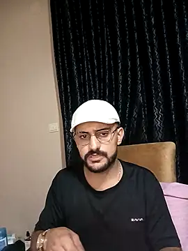 Muratcan33 online show from November 8, 2025, 4:07 pm