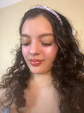 AriaHeavenss online show from September 30, 2025, 12:15 am