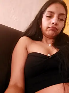 BbyIshtaar online show from November 3, 2025, 4:19 pm