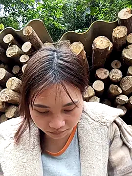 EllyBaby20 online show from April 2, 2026, 1:47 am