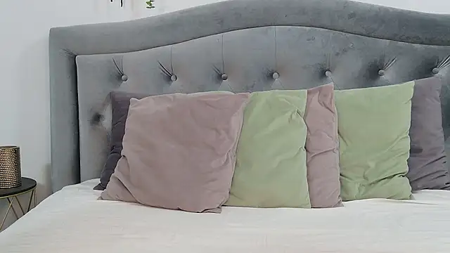 Snapshot of NathaliaNat chatting on September 29, 2025, 3:00 am NathaliaNat online show from September 29, 2025, 3:00 am