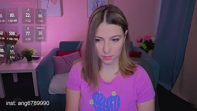 Snapshot of evafolver chatting on October 3, 2025, 6:21 am evafolver online show from October 3, 2025, 6:21 am