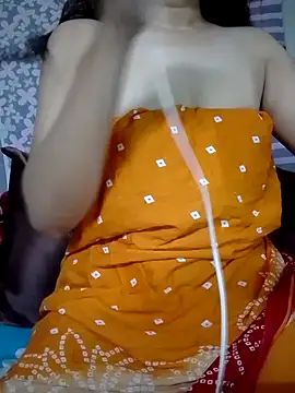 Tanishacutie online show from November 17, 2025, 7:03 am