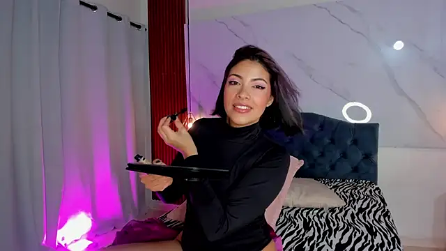 sara zc online show from October 31, 2025, 11:44 am