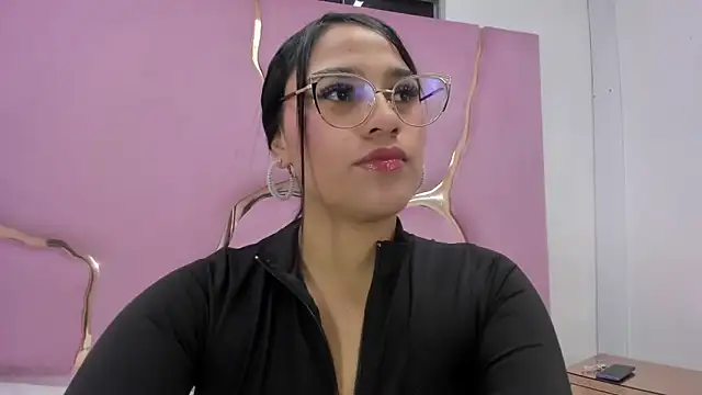 Snapshot of ViolettaKochhX chatting on September 24, 2025, 5:16 pm ViolettaKochhX online show from September 24, 2025, 5:16 pm