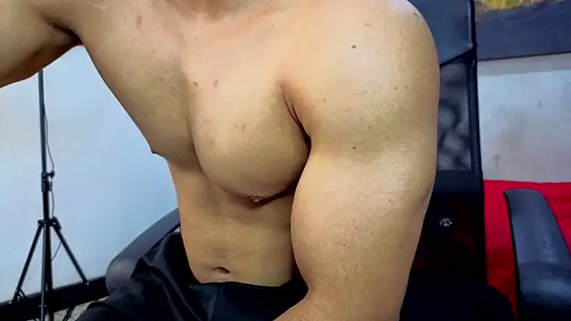 DylanGuss online show from October 1, 2025, 11:49 am