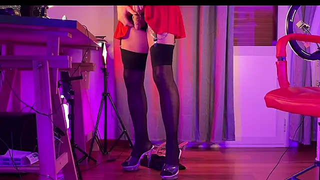 Snapshot of utopia2025 chatting on October 20, 2025, 10:43 pm utopia2025 online show from October 20, 2025, 10:43 pm