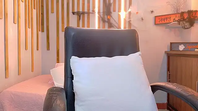 Angel saez online show from November 1, 2025, 12:07 pm