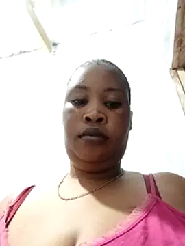 Snapshot of OCEANSQUITERXXX chatting on May 2, 2026, 2:27 am OCEANSQUITERXXX online show from May 2, 2026, 2:27 am