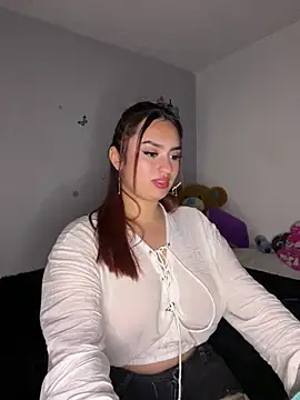 naomirouse  online show from July 5, 2026, 5:03 am