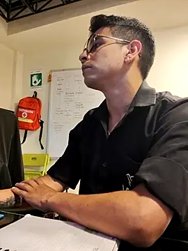 Juann-cock online show from September 26, 2025, 12:36 am