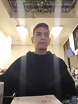 Juann-cock online show from April 12, 2026, 5:34 am